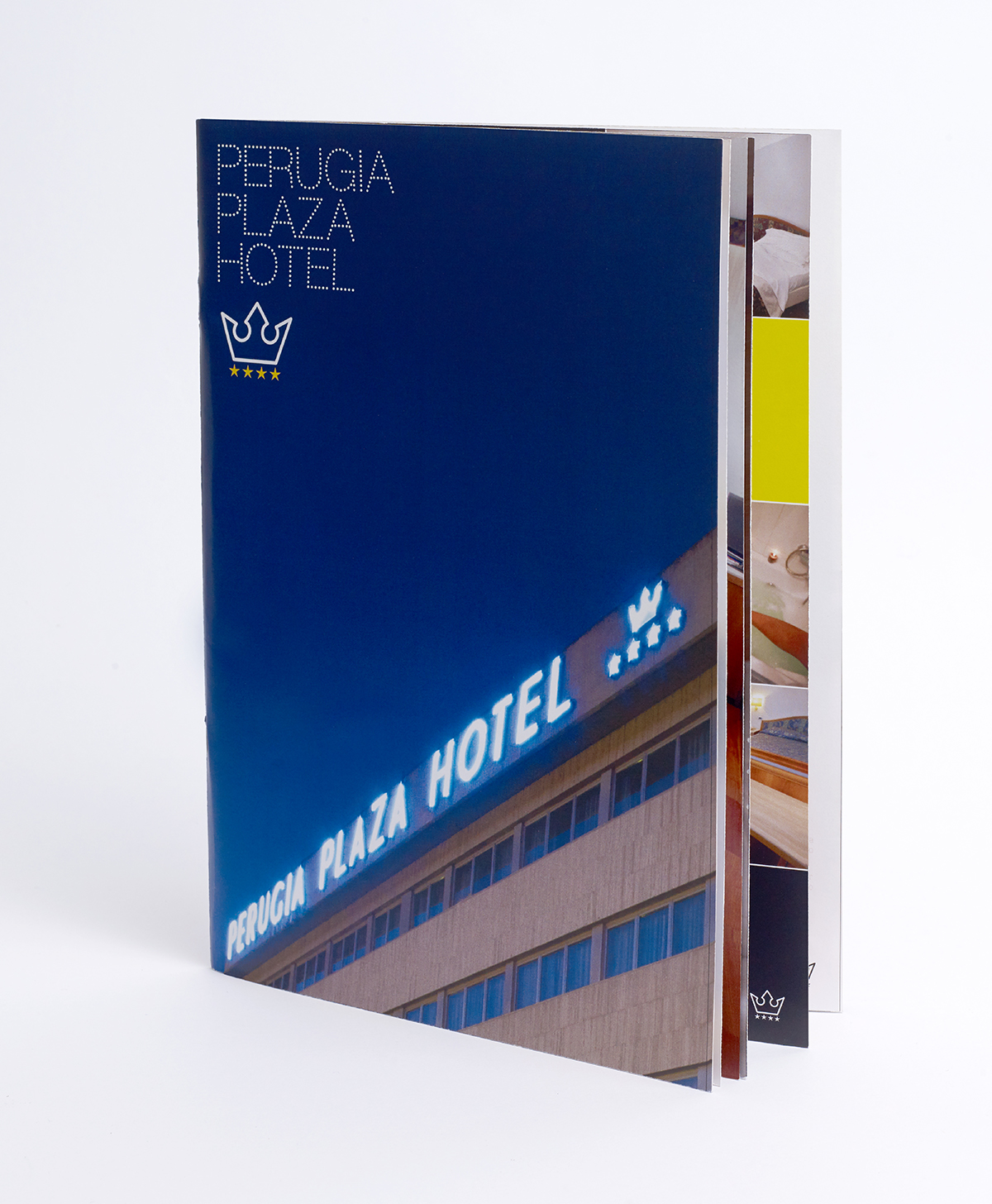 Plaza-brochure